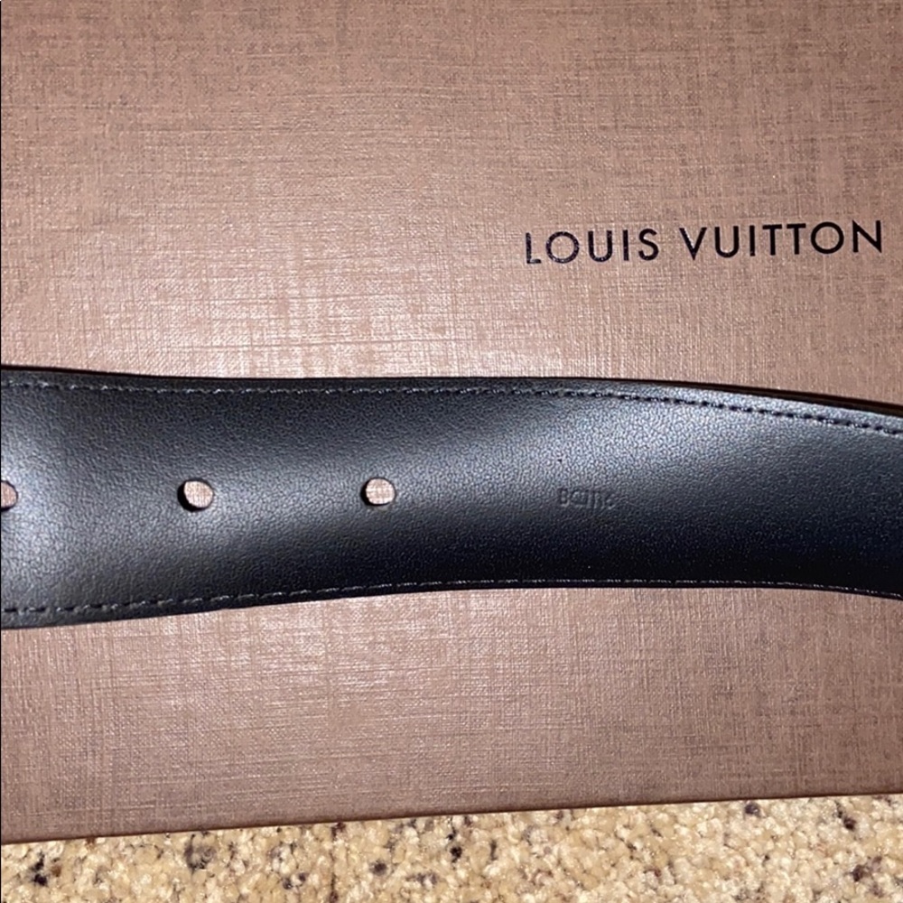 Men LV Belt - Picture 9 of 11